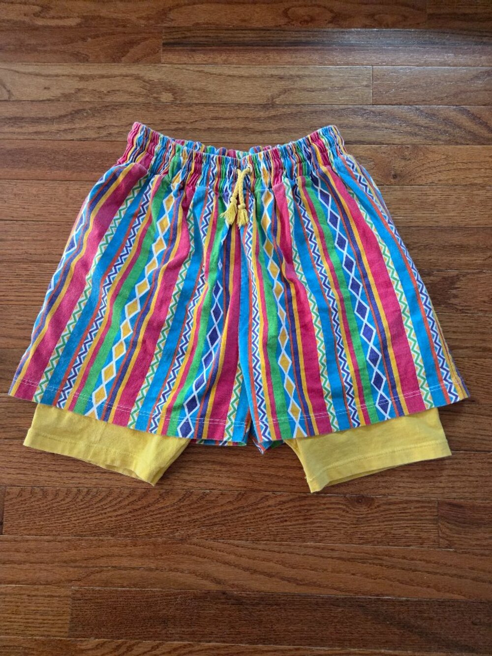 Chill 90's vibrant layered shorts